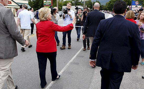 Бывший госсекретарь&nbsp;США Хиллари Клинтон&nbsp;во время агитационного мероприятия в штате Нью-Гэмпшир