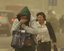 В Китае бушуют пылевые бури