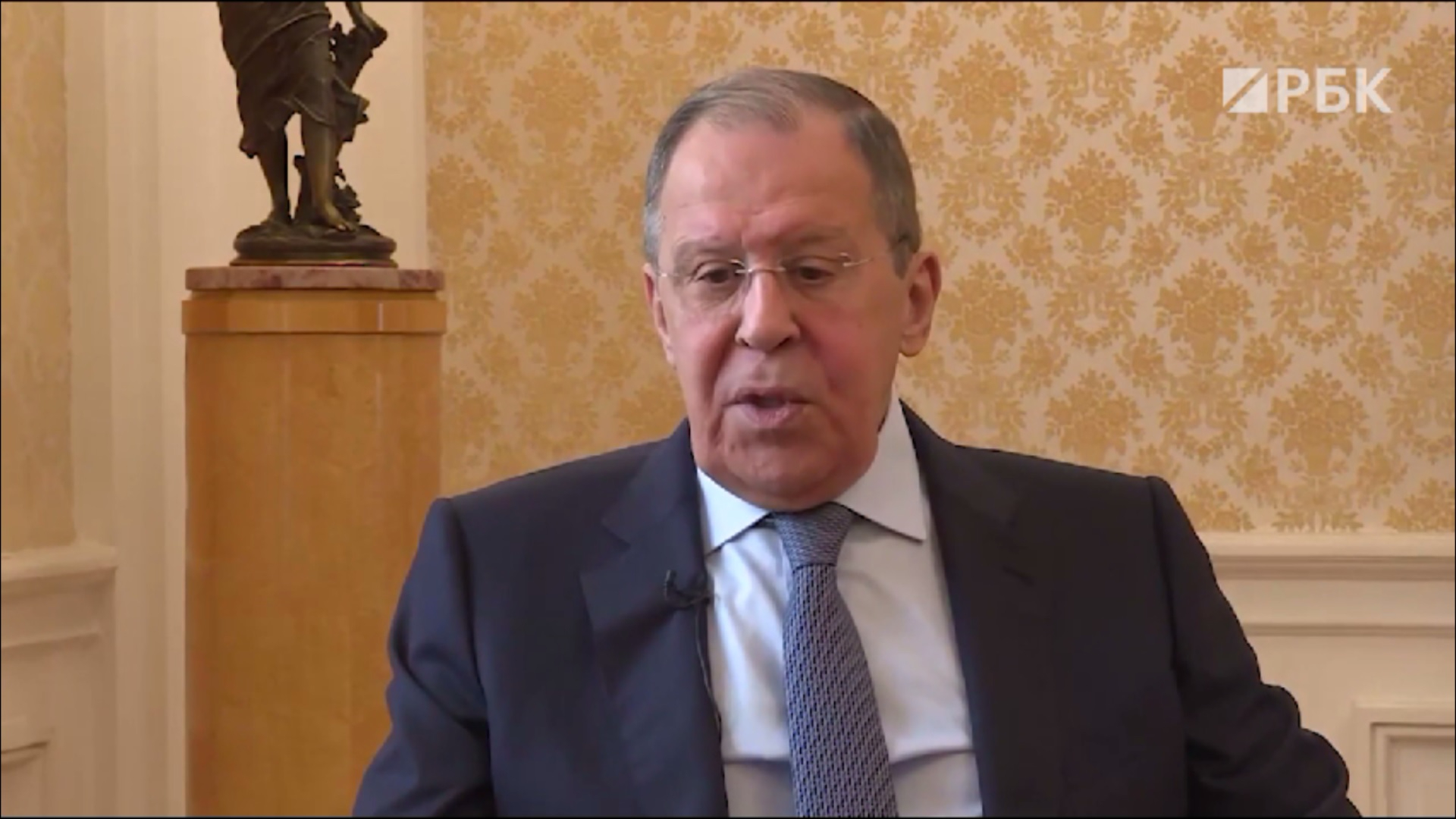 Лавров заявил о роли Франции в разжигании неонацизма на Украине