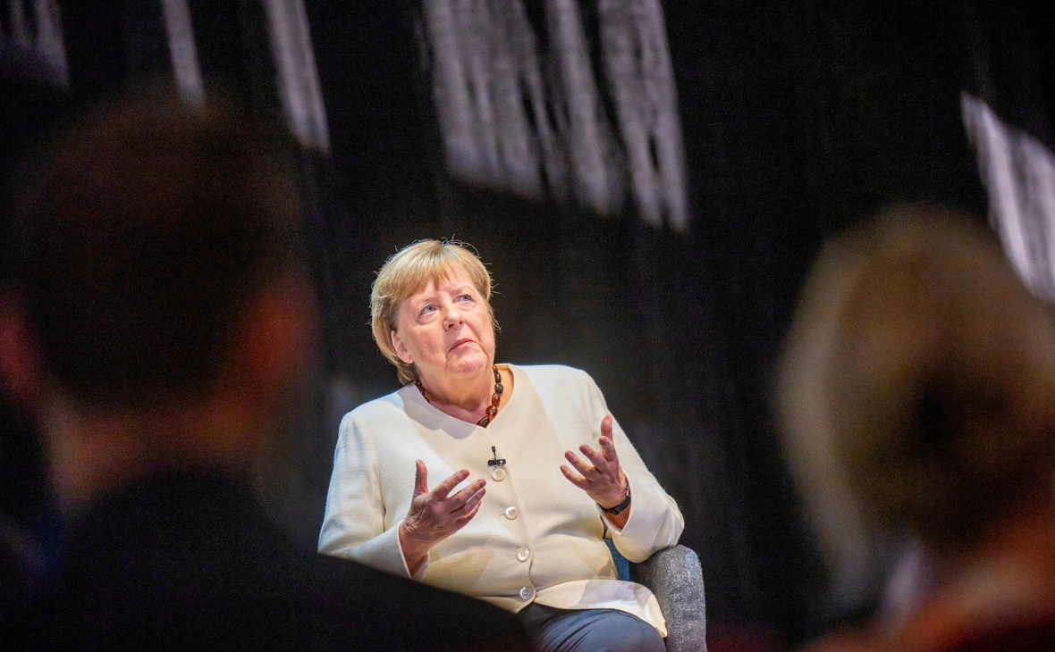 Michael Kappeler / Getty Images