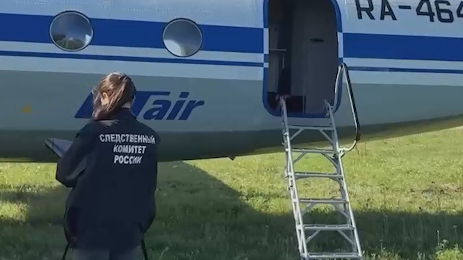 Выкатившийся за пределы полосы Ан-24 в Тюмени не получил повреждений