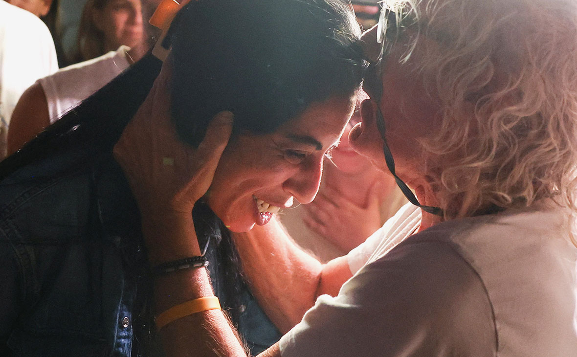 Возвращению заложников будет предшествовать прекращение огня и отвод израильских войск на согласованную линию.