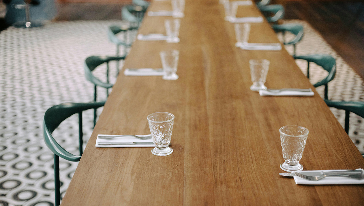 Большой стол: восемь эффектных блюд на компанию