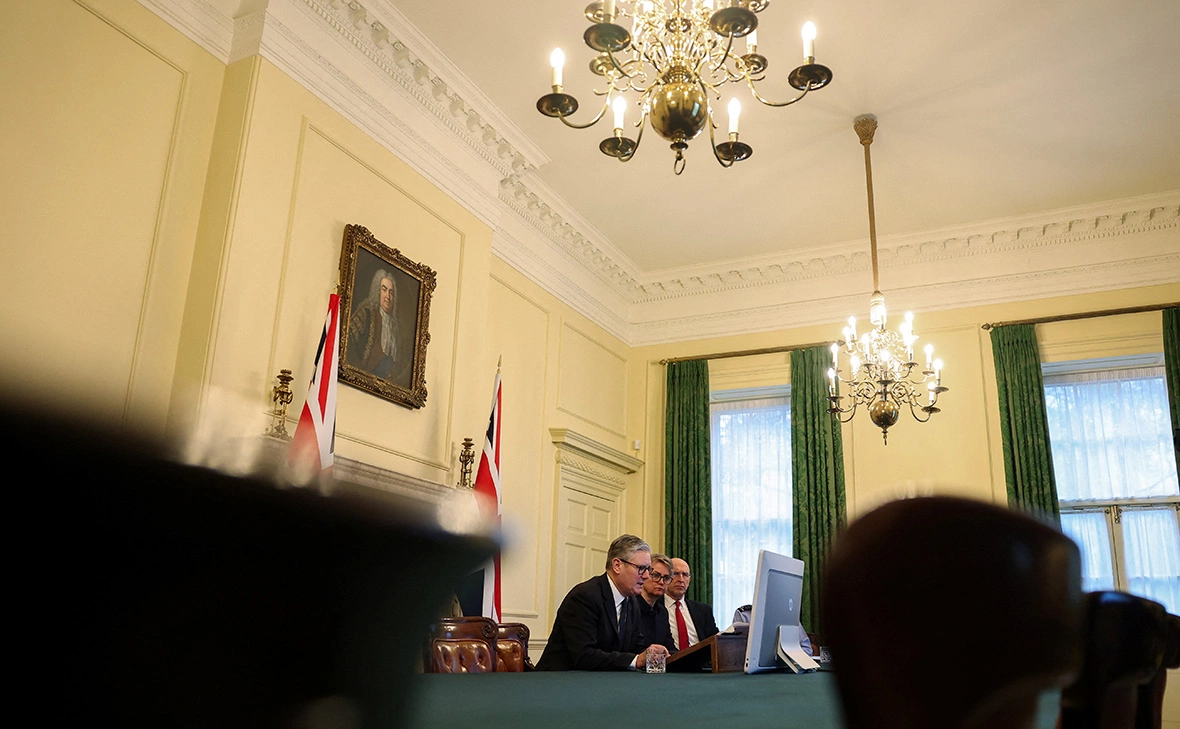 Toby Melville / Reuters