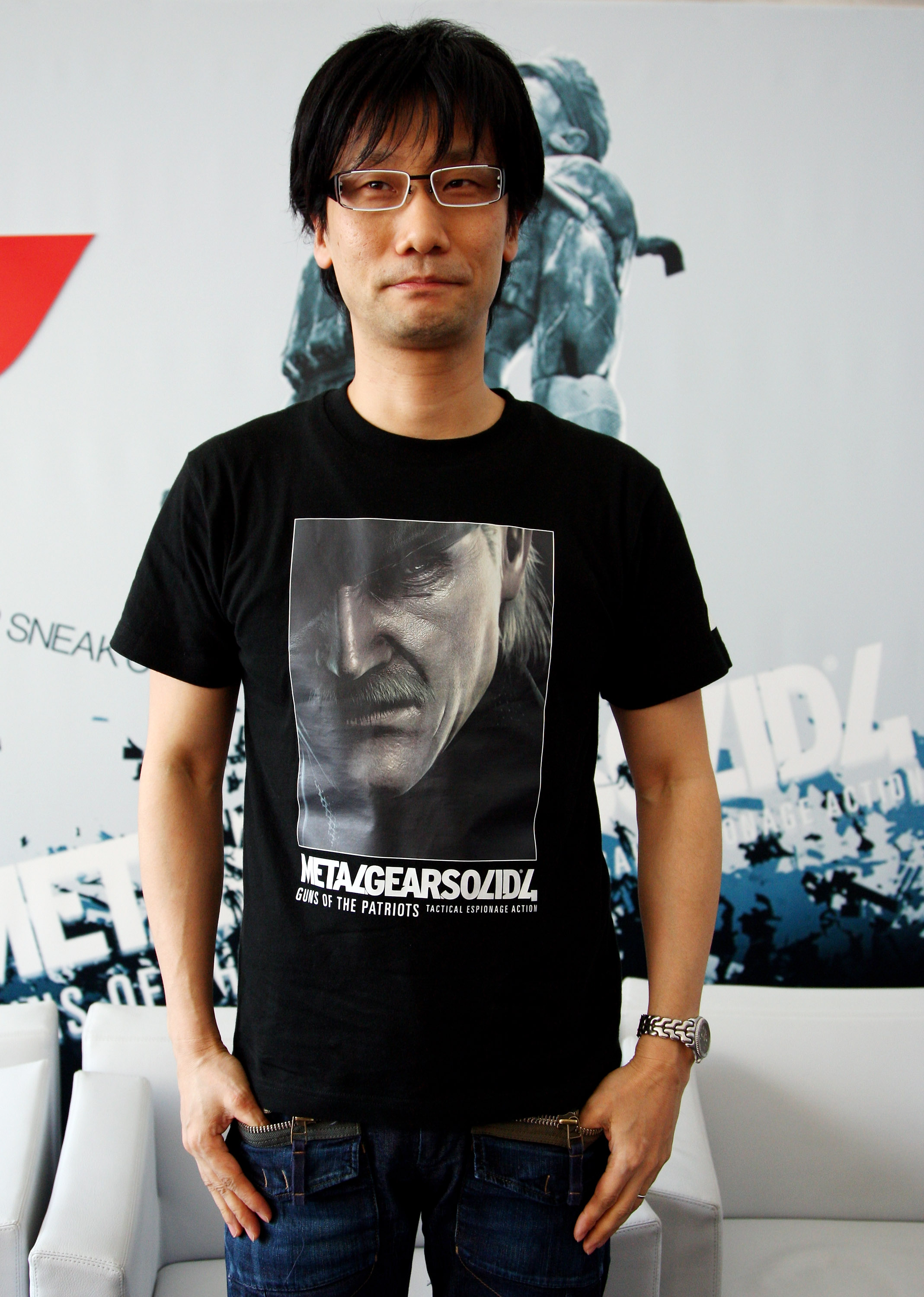 Хидэо Кодзима на презентации игры&nbsp;Metal Gear Solid 4: Guns of The Patriots в Милане. 2008 год