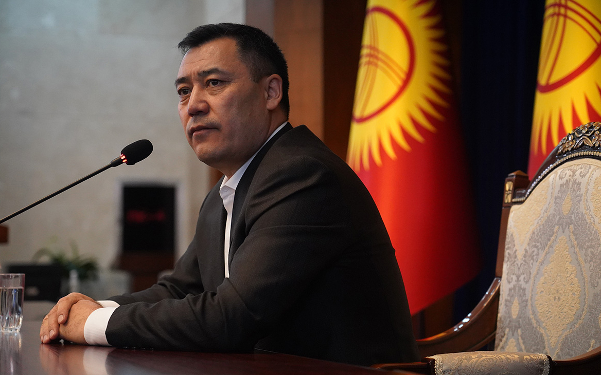 Суд в Киргизии оправдал и.о. президента по делу о попытке захвата власти