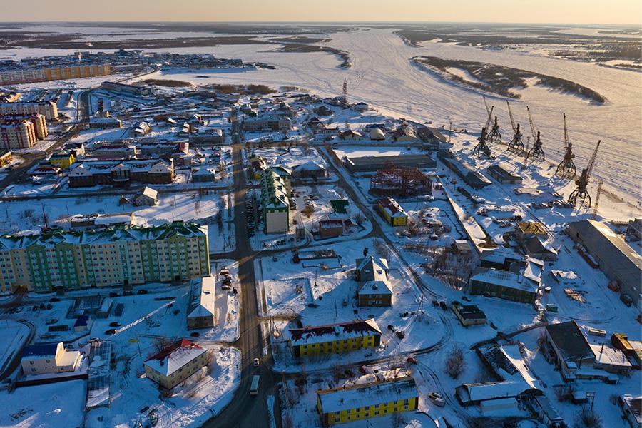 Порт&nbsp;на берегу реки Печора в Нарьян-Маре,&nbsp;27 апреля 2019 года