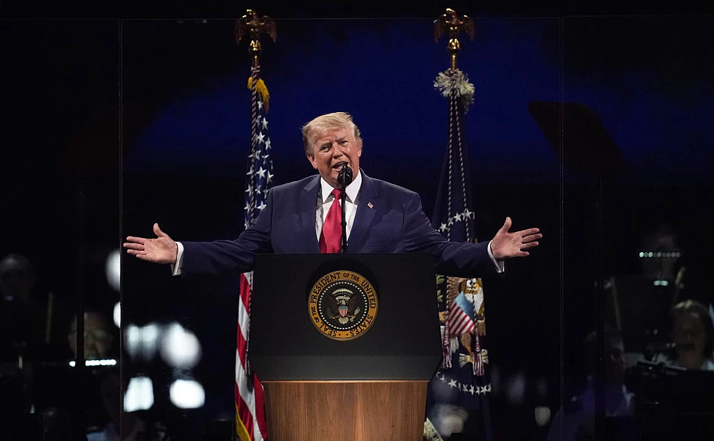 Andrew Harnik / Getty Images