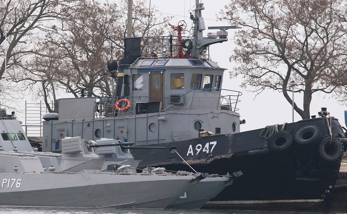 Корабли ВМС Украины в порту Керчи