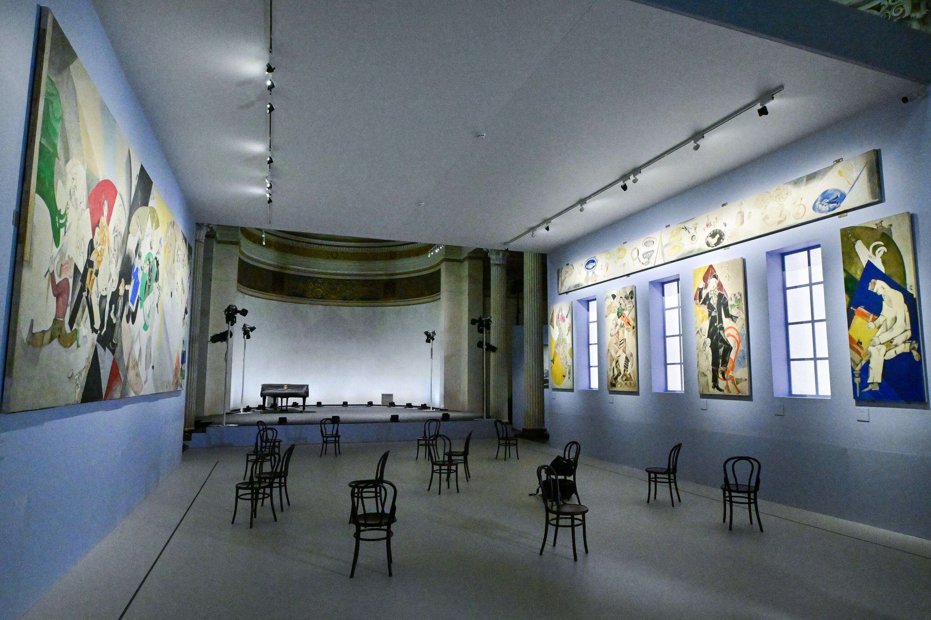 Выставка «Марк Шагал. Радость земного притяжения»