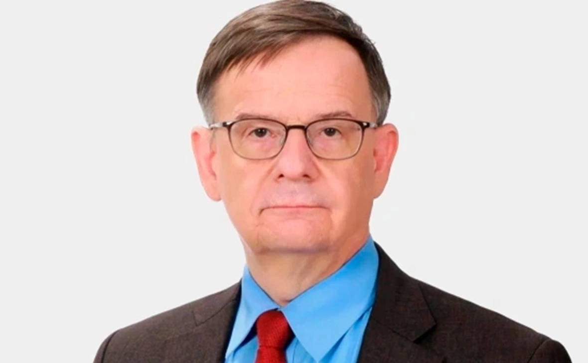 Московская высшая школа социальных и экономических наук