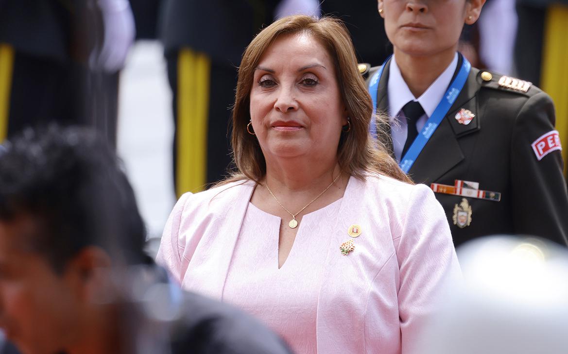 Конгресс Перу утвердил импичмент президенту за моральную недееспособность