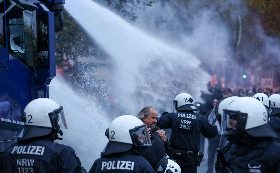 Thilo Schmuelgen / Reuters