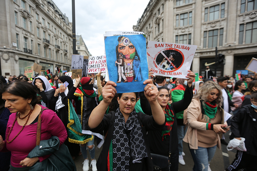 На митинг&nbsp;в Лондоне, по некоторым оценкам, вышли несколько тысяч человек
