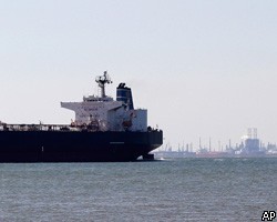 Из Ливии вышел первый танкер под флагом повстанцев