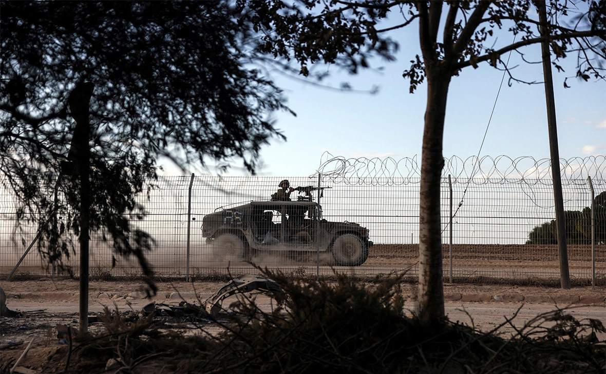 Ronen Zvulun / Reuters