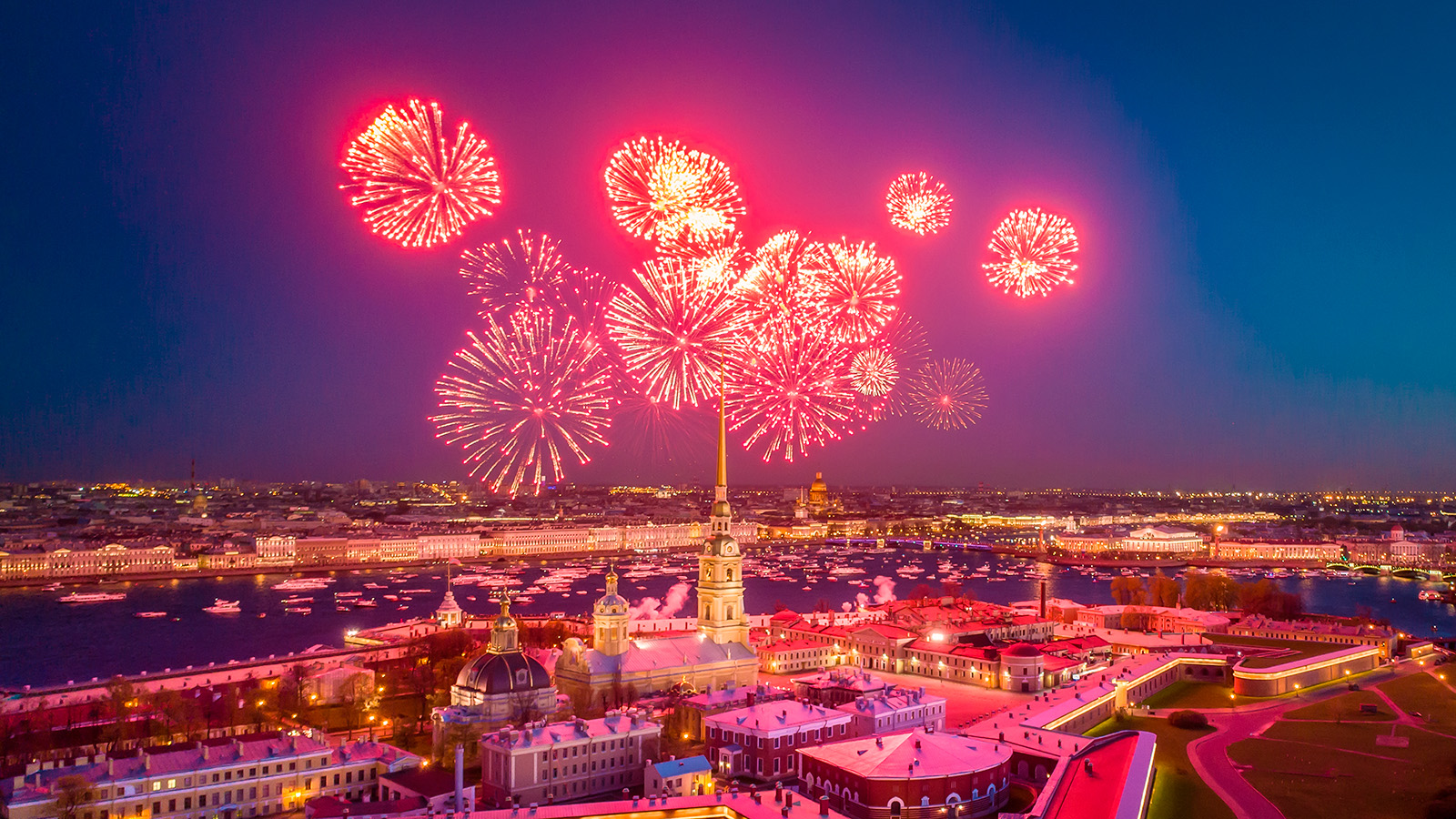 Салют на День города Санкт-Петербурга