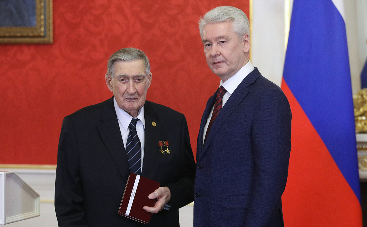 Владимир Долгих (слева) и Сергей Собянин