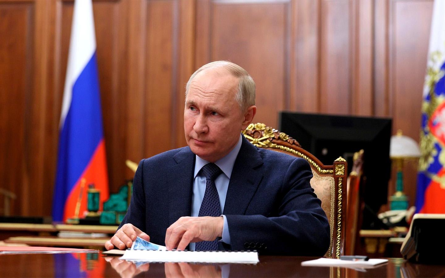 Путин выступил против идеи разрешить покупать автомобиль на маткапитал