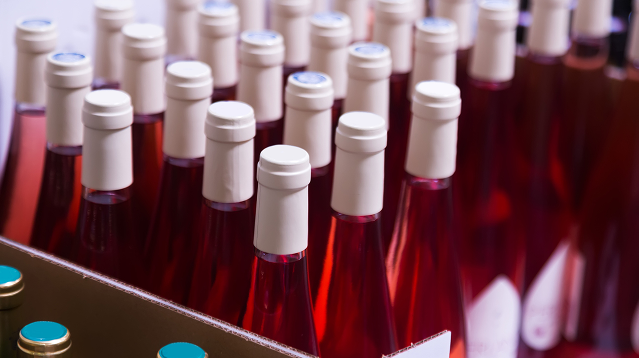 Борьба за полки: как меняется доля российского вина в ретейле