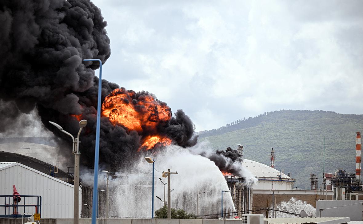 Израиль сообщил об атаке на НПЗ в Хайфе