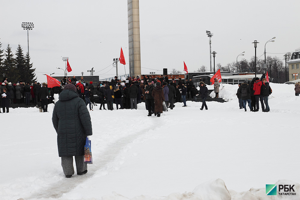 Митинги против повышения цены за проезд