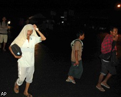 Число жертв цунами в Индонезии выросло до 113 человек