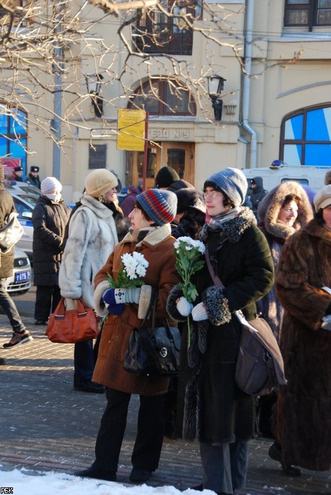 Несанкционированная акция оппозиции на Лубянской площади в Москве