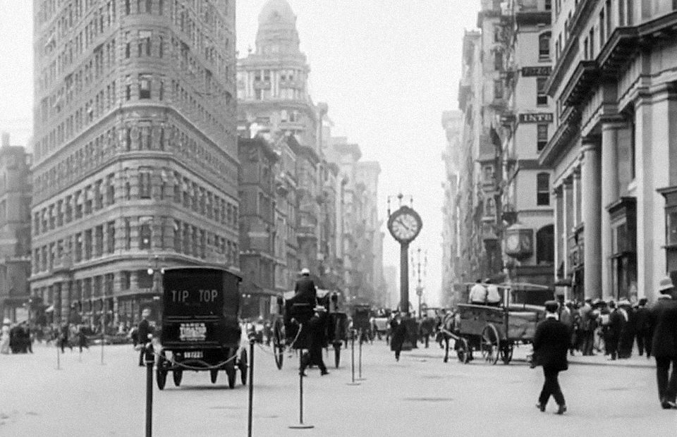 Нью-Йорк 1911 года оживает в архивной видеосъемке