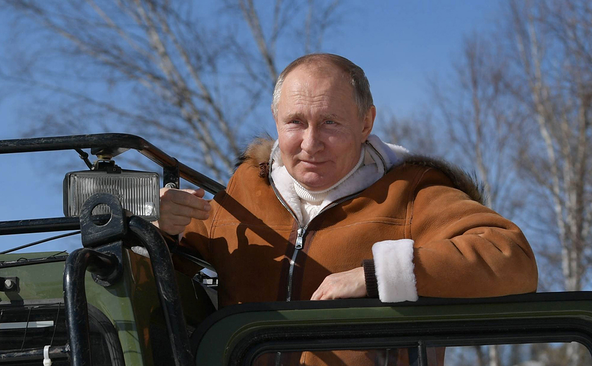 Путин заработал за год 10,2 млн руб.