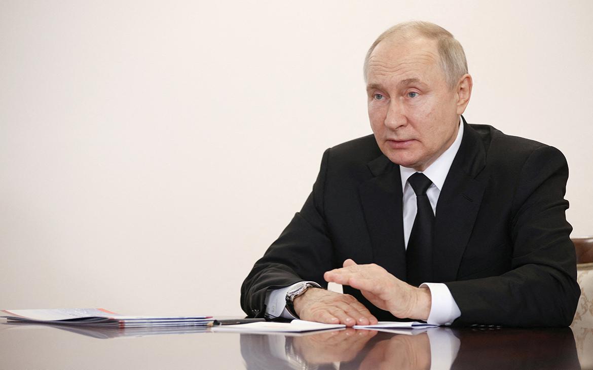 Песков опроверг получение Путиным искаженных данных об экономике