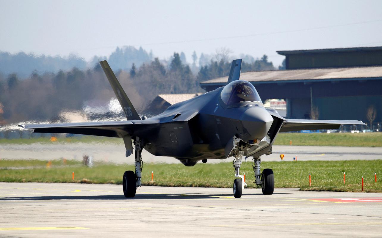 Пентагон потратит почти $40 млрд на ремонт проблемных двигателей F-35