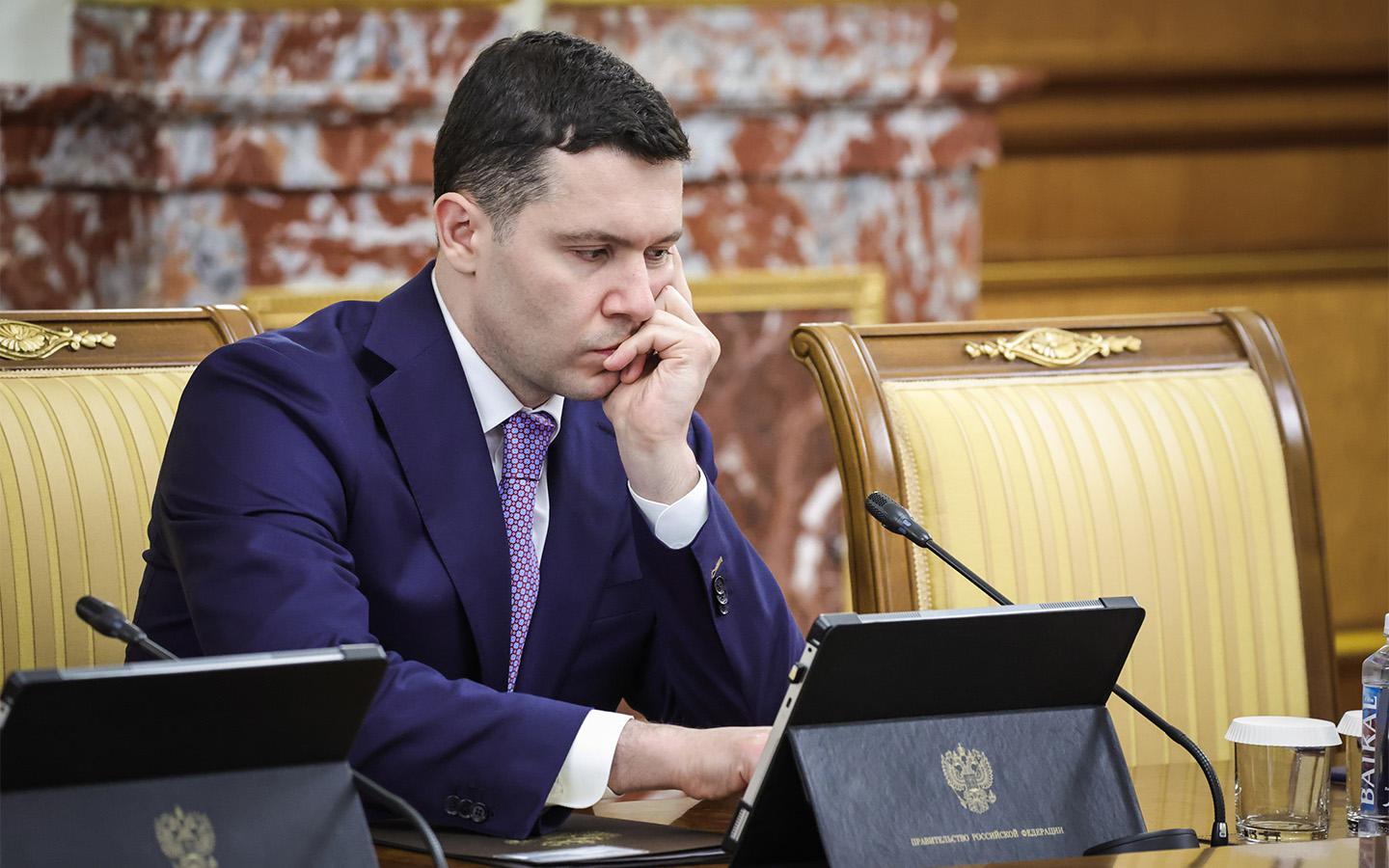 Минпромторг готовит меры поддержки авторынка, который может упасть на 40%