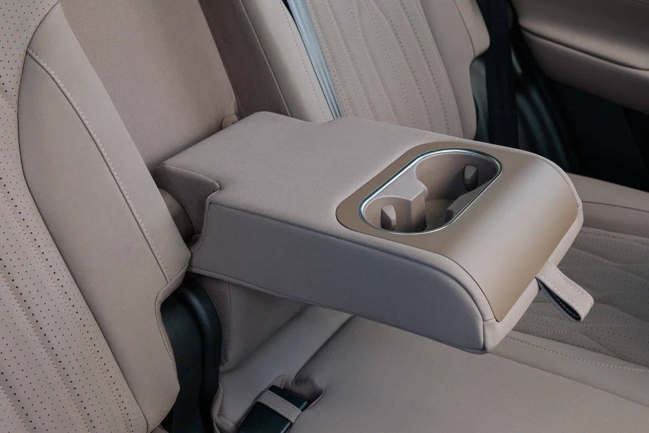 
            Tenet вместо VW. Мы испытали новый кроссовер Т8 калужской сборки
        