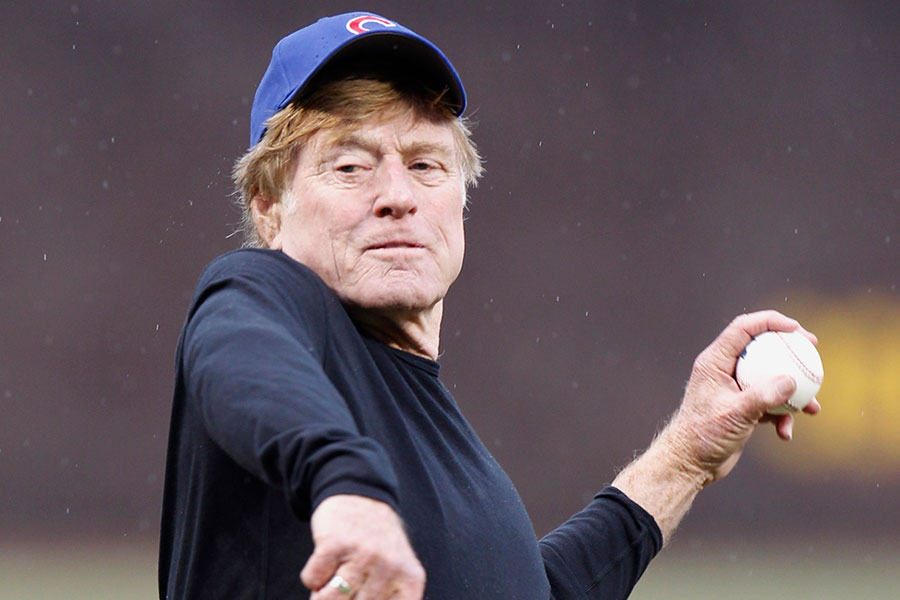 Редфорд увлекался спортом. По окончании школы он поступил в Университет Колорадо, где получил спортивную стипендию.&nbsp;

На фото: Редфорд делает первую подачу перед игрой &laquo;Чикаго Кабз&raquo; с &laquo;Питтсбург Пайрэтс&raquo; в день открытия на стадионе &laquo;Ригли Филд&raquo; 1 апреля 2011 года в Чикаго. Любовь к спорту он сохранил на всю жизнь.

Вскоре умерла его мать &mdash; Редфорд начал пить, лишился стипендии и был отчислен из университета. После он работал на нефтяных промыслах в Лос-Анджелесе и накопил на обучение в Европе. Около года он учился&nbsp;в Школе изящных искусств в Париже. &laquo;Я жил впроголодь, но это было нормально&raquo;, &mdash; вспоминал он это время.