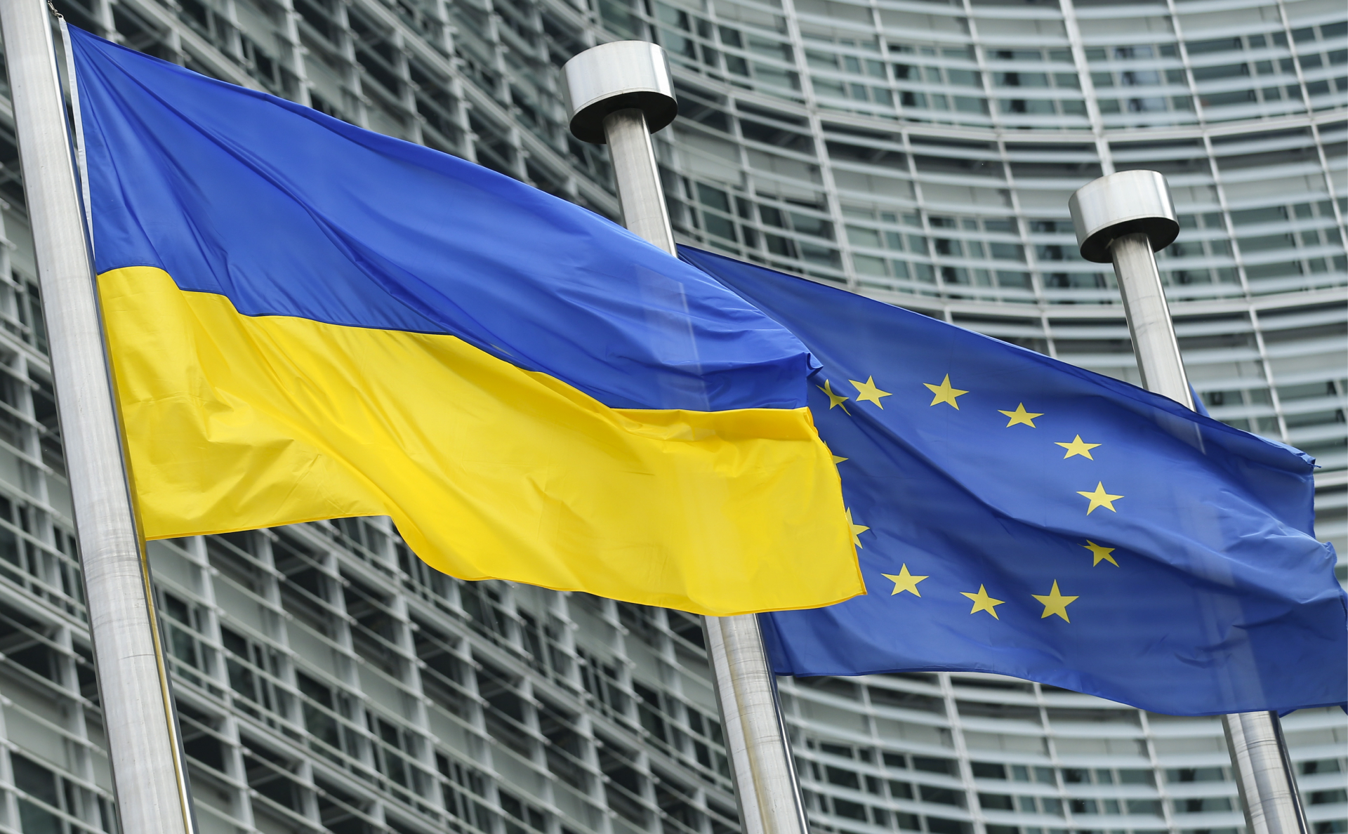 На Украине назвали срок получения страной статуса кандидата в члены ЕС