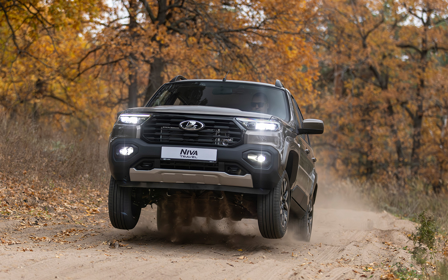 Пробить подвеску Lada Niva Travel практически невозможно. Даже приземления после подобных&nbsp;прыжков проходят мягко и незаметно&nbsp;