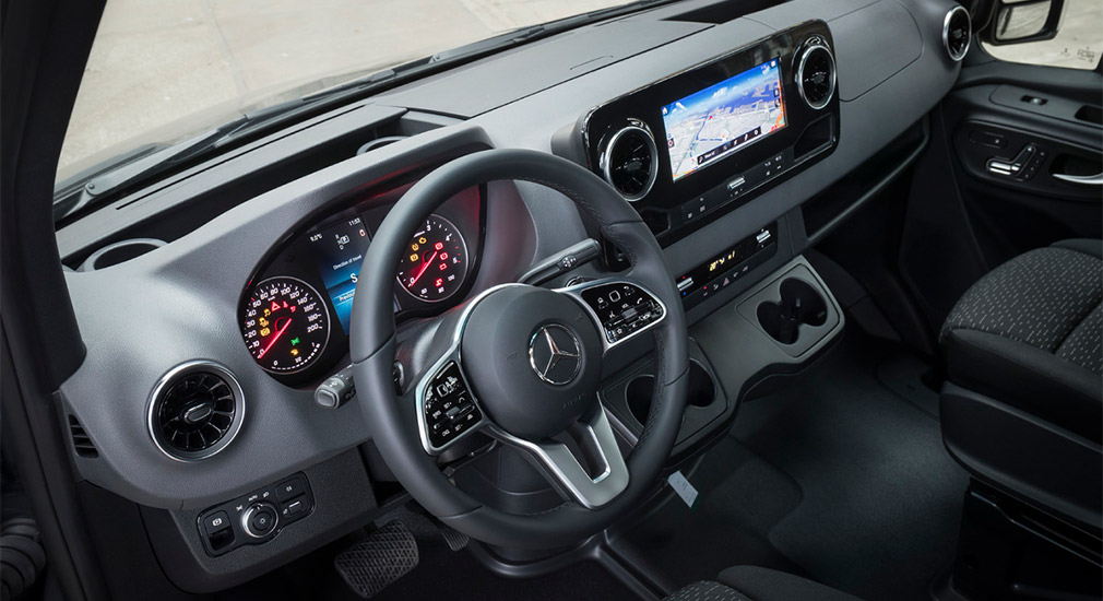 Фургон онлайн. Тест-драйв нового Mercedes Sprinter