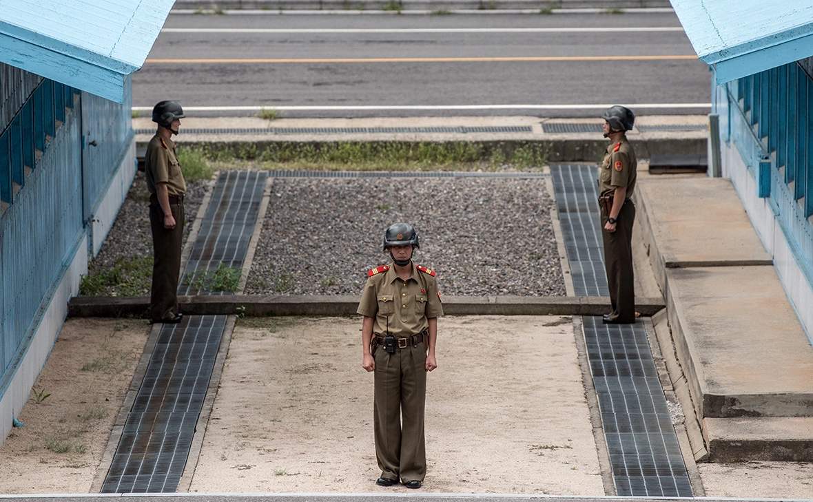 Carl Court / Getty Images