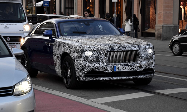 Rolls-Royce обновит купе Wraith в 2016 году