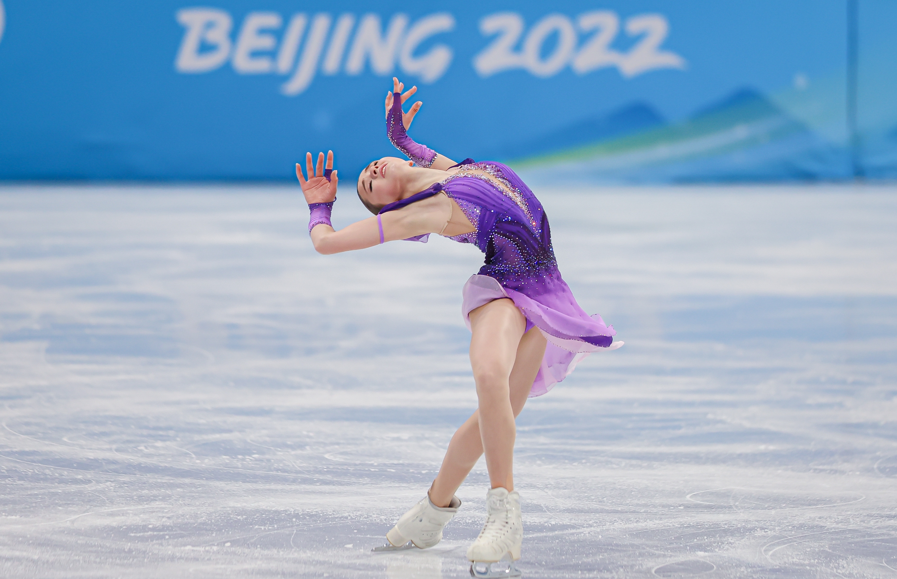 Выступление Камилы Валиевой в короткой программе на Олимпийских играх в Пекине, 15 февраля 2022