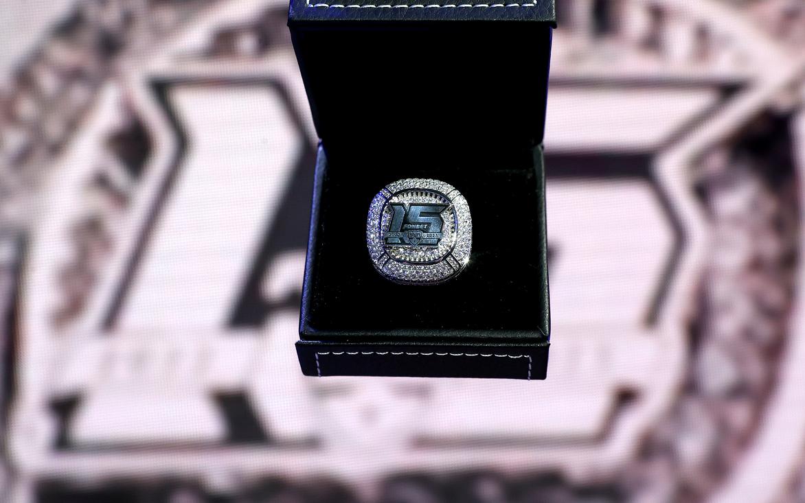 Лучшие игроки КХЛ за 15 лет получили эксклюзивные перстни от Mozi Jewelry