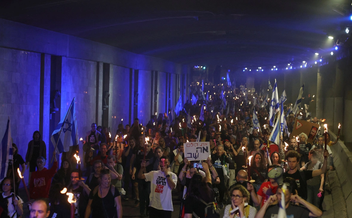 Ronen Zvulun / Reuters