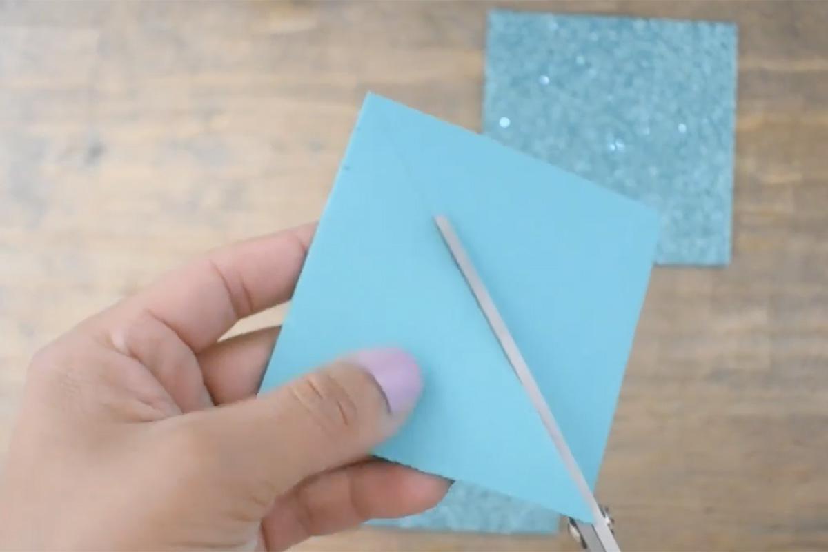 Как сделать снежинку