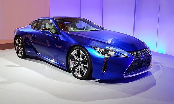 Гидромеханика и водород: на чем в будущем поедут модели Lexus