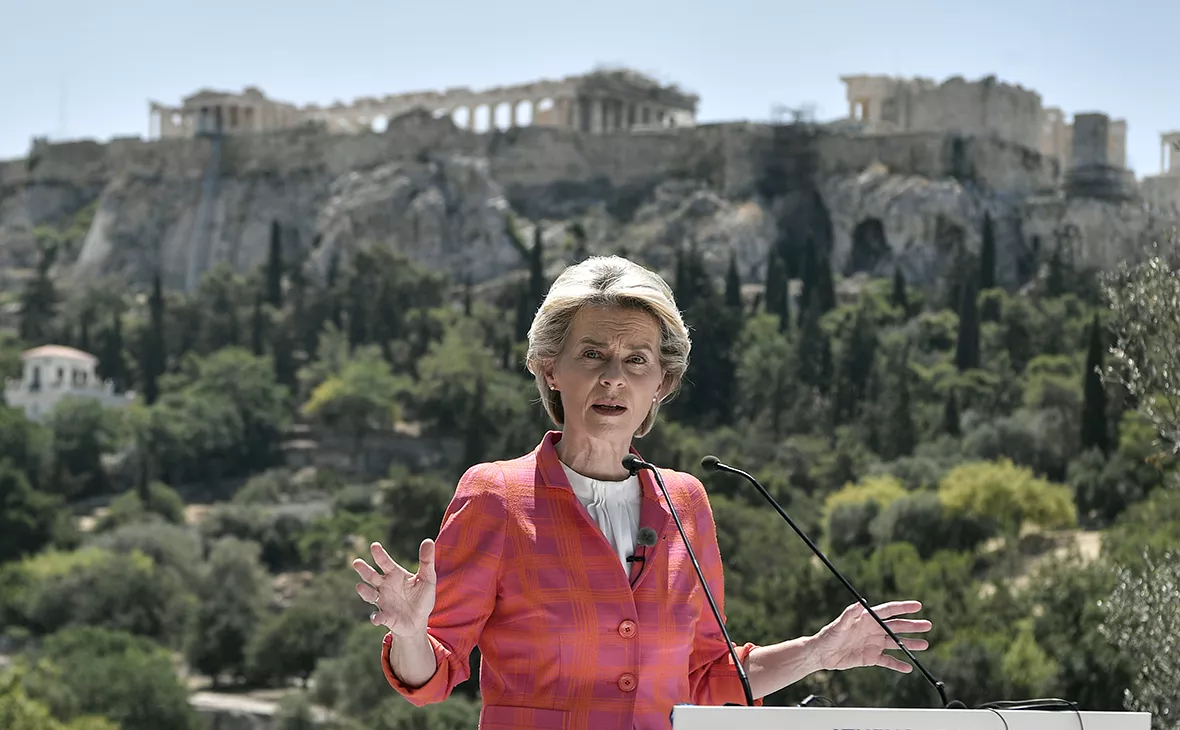 Louisa Gouliamaki / AP