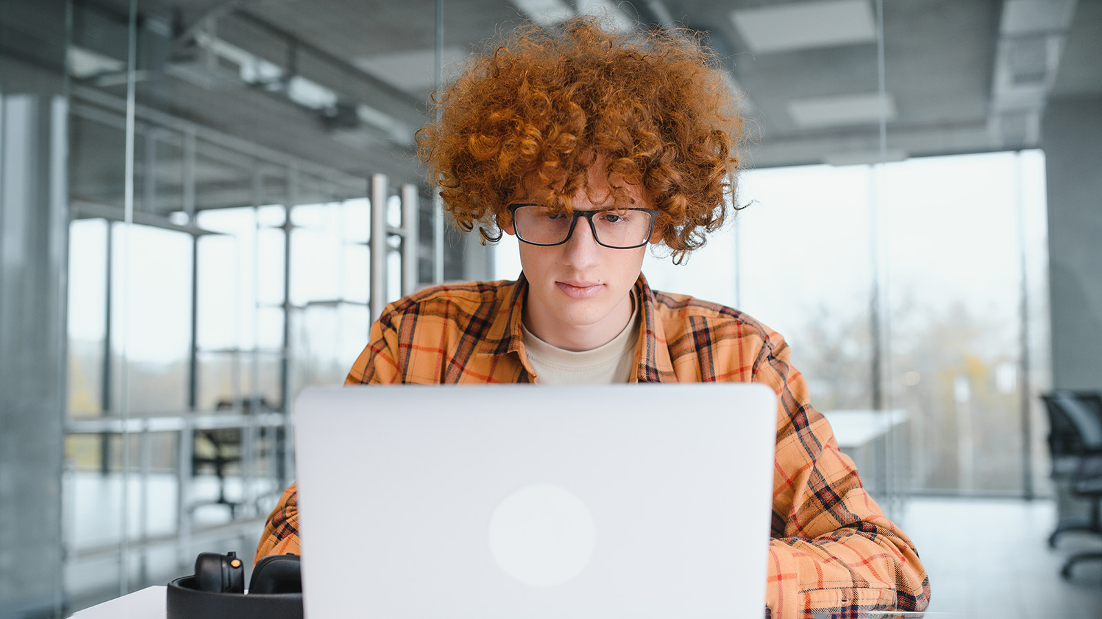 Из чего состоит компьютер и как он работает