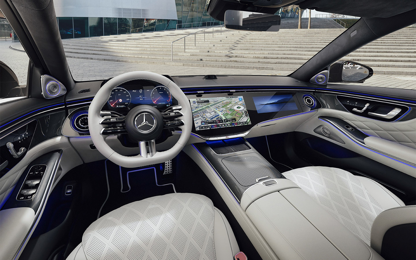 У Mercedes-Benz S-Class впервые появились&nbsp;ремни с подогревом