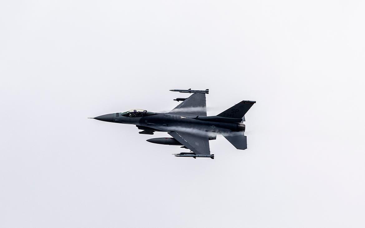 В Белом доме объяснили отказ поставлять Украине истребители F-16