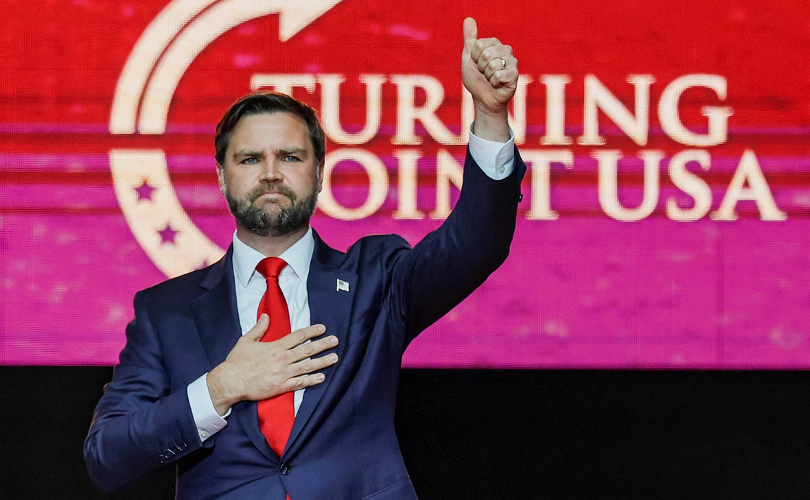 Daniel Cole / Reuters